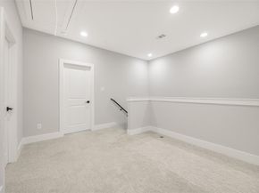 17781  Sage Lane , Dallas Texas 75252