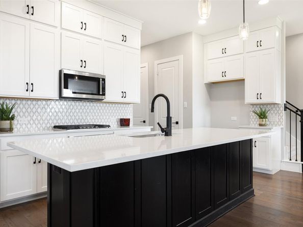 17781  Sage Lane , Dallas Texas 75252