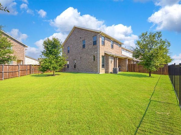 17781  Sage Lane , Dallas Texas 75252