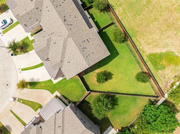 17781  Sage Lane , Dallas Texas 75252