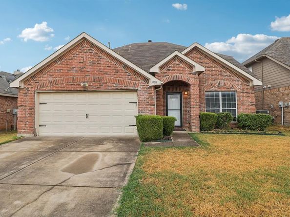 5705  Downs Drive , Fort Worth Texas 76179