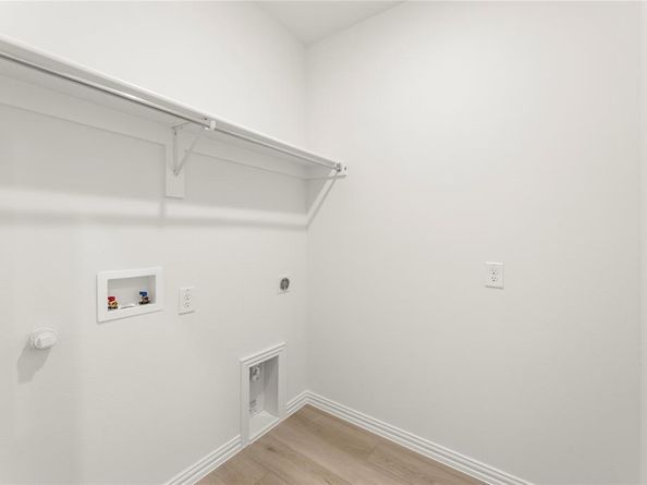 212  Golden Run Drive , Fate Texas 75189