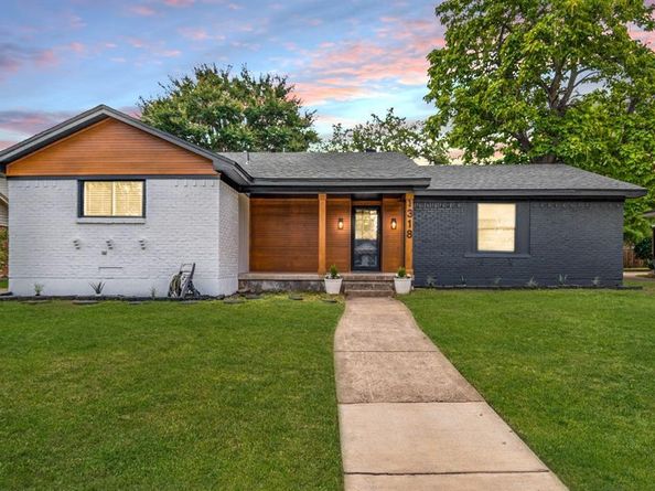 1318  Mayfield Avenue , Garland Texas 75041