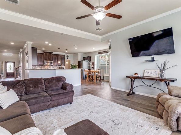 14600  San Madrid Trail , Fort Worth Texas 76052