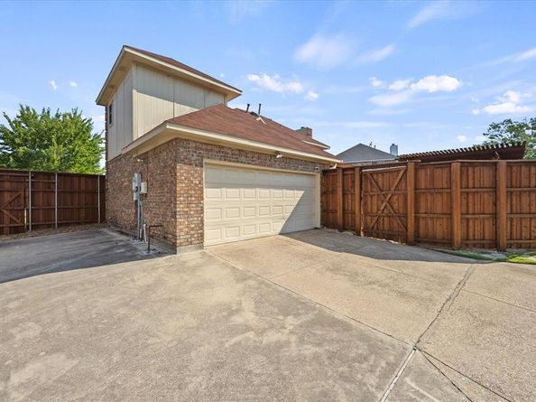 6110  Tacoma Street , Rowlett Texas 75089