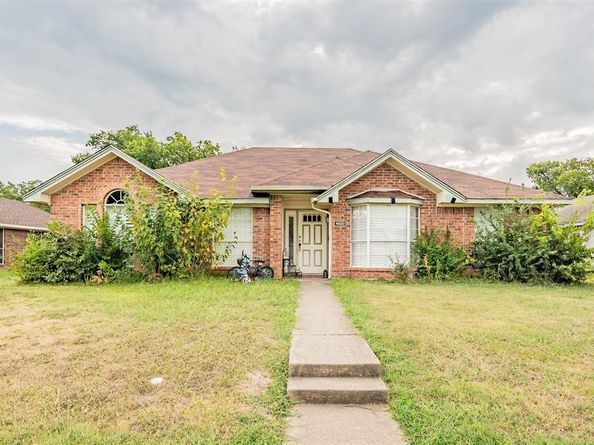4520  Wedgecrest Drive , Dallas Texas 75232