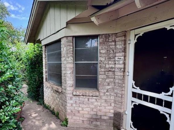 1217  Scott Drive , Hurst Texas 76053