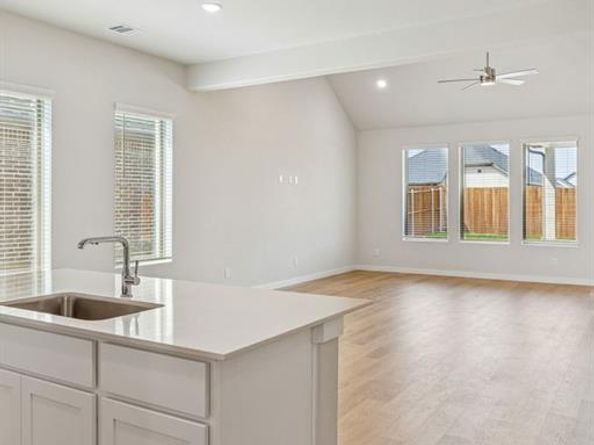 10652  Dillon Street , Fort Worth Texas 76179