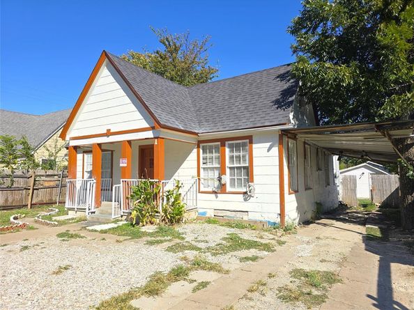 2806  Harlandale Avenue , Dallas Texas 75216