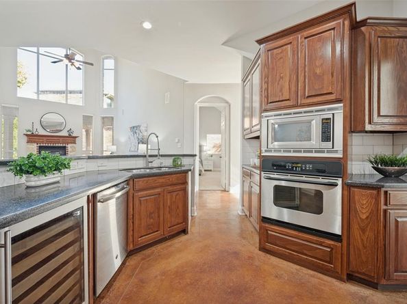 6513  Riveredge Drive , Plano Texas 75024