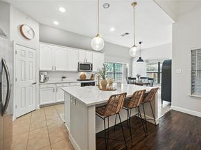 841  Branch Crossing , Lantana Texas 76226
