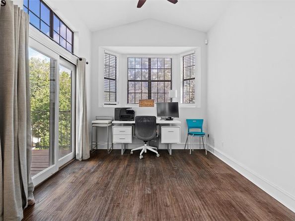 3235  Cole Avenue  305, Dallas Texas 75204