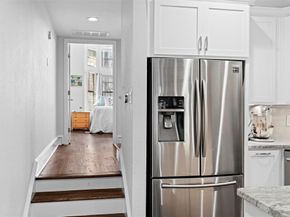 3235  Cole Avenue  305, Dallas Texas 75204