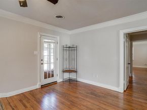 2309  Honeysuckle Avenue , Fort Worth Texas 76111