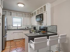 2309  Honeysuckle Avenue , Fort Worth Texas 76111