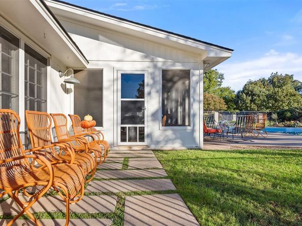 7117  Serrano Drive , Benbrook Texas 76126