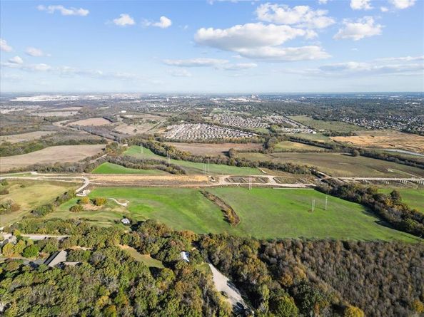 8123  Hilltop Road , Argyle Texas 76226