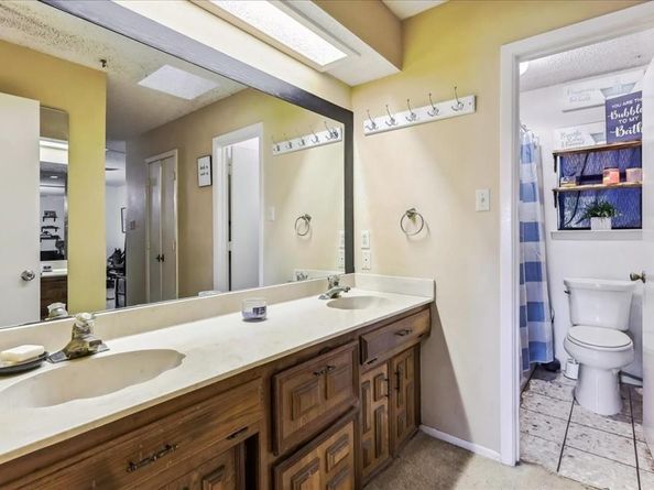 8123  Hilltop Road , Argyle Texas 76226