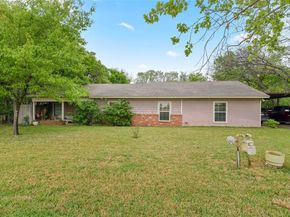 7516  Love Circle , Fort Worth Texas 76135