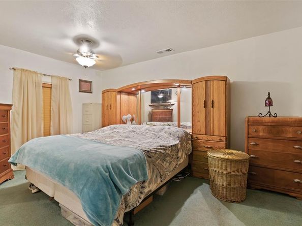7516  Love Circle , Fort Worth Texas 76135