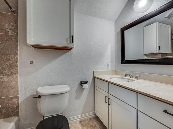 2722  Knight Street  316C, Dallas Texas 75219