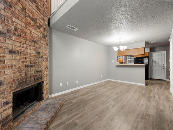 9459  Olde Village Court , Dallas Texas 75227