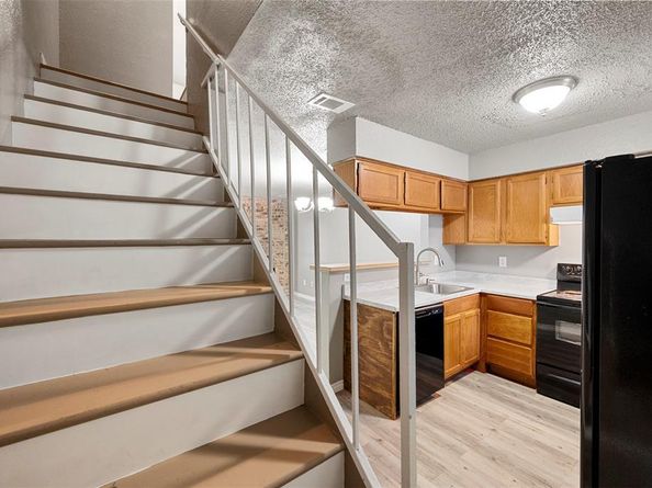 9459  Olde Village Court , Dallas Texas 75227
