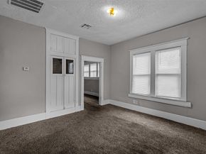 1117 and 1119 E 10th Street , Dallas Texas 75203