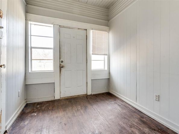 1117 and 1119 E 10th Street , Dallas Texas 75203