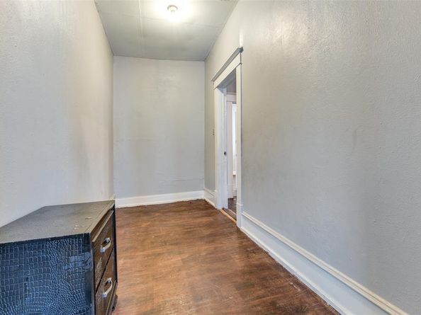 1117 and 1119 E 10th Street , Dallas Texas 75203