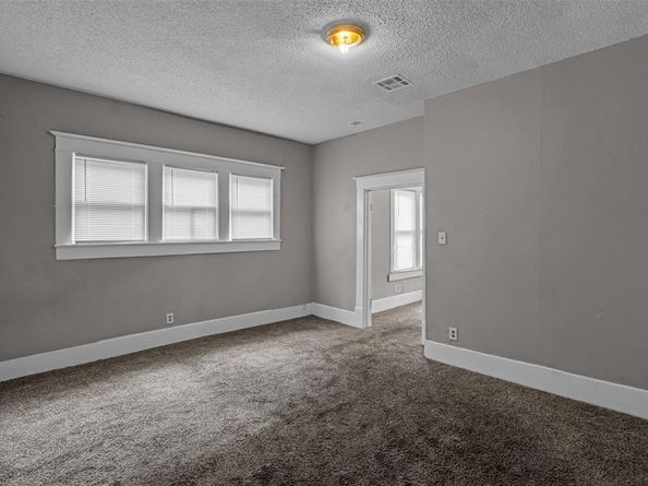 1117 and 1119 E 10th Street , Dallas Texas 75203