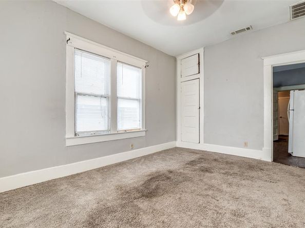 1117 and 1119 E 10th Street , Dallas Texas 75203