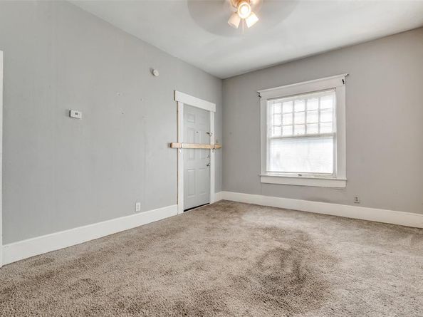 1117 and 1119 E 10th Street , Dallas Texas 75203