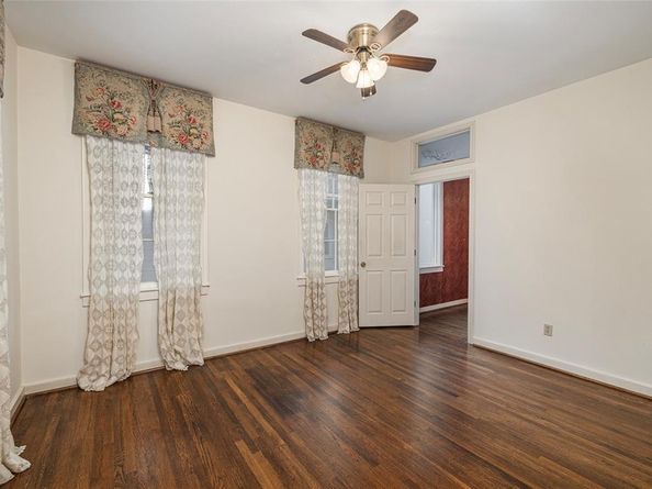 4705  El Campo Avenue , Fort Worth Texas 76107