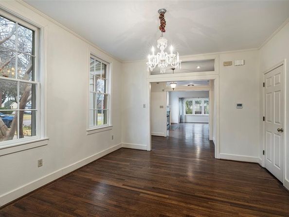 4705  El Campo Avenue , Fort Worth Texas 76107