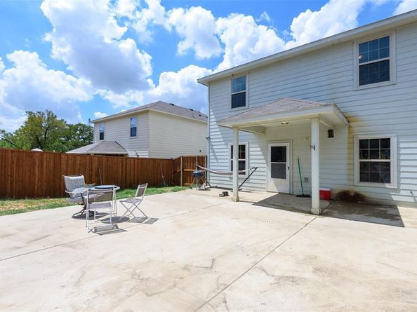 310 S Justin Avenue , Dallas Texas 75211