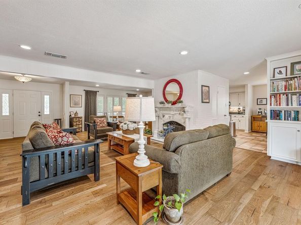 6309  Wallingford Drive , Fort Worth Texas 76133