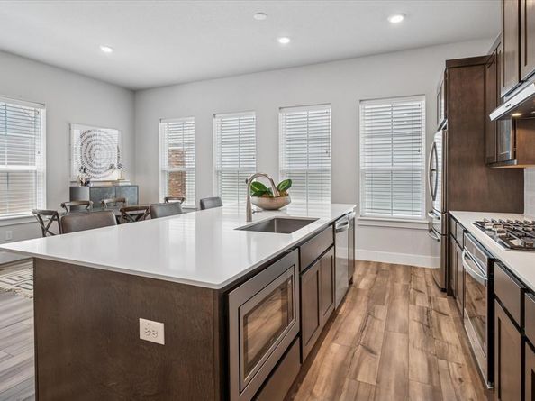 1020  Cavour Place , Dallas Texas 75204