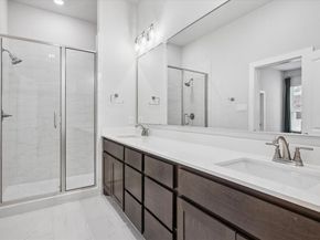 1020  Cavour Place , Dallas Texas 75204