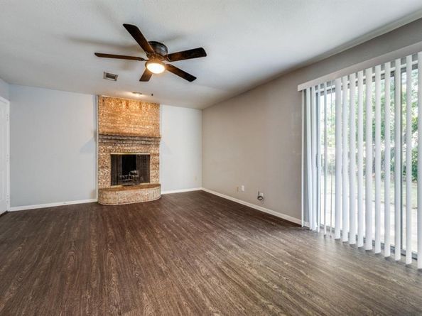 629  Park Lane , Denton Texas 76205