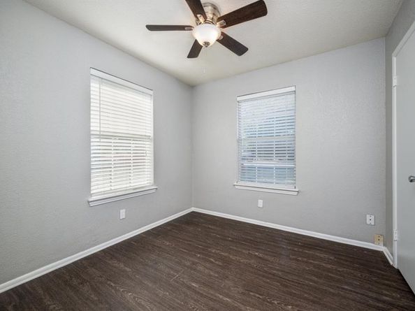 629  Park Lane , Denton Texas 76205