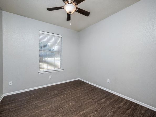 629  Park Lane , Denton Texas 76205