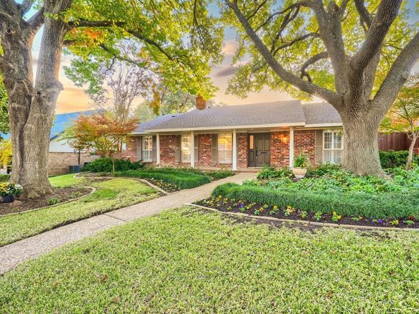 11933  Midlake Drive , Dallas Texas 75218