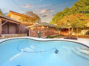 11933  Midlake Drive , Dallas Texas 75218