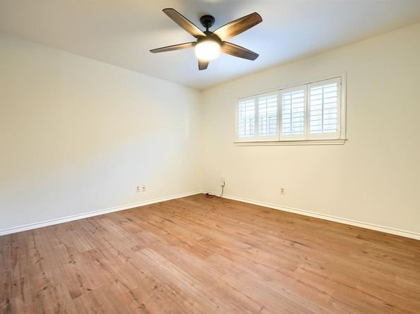 11933  Midlake Drive , Dallas Texas 75218