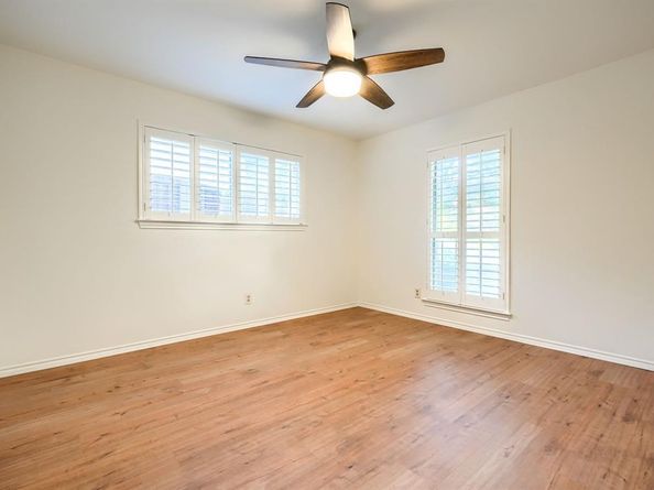 11933  Midlake Drive , Dallas Texas 75218