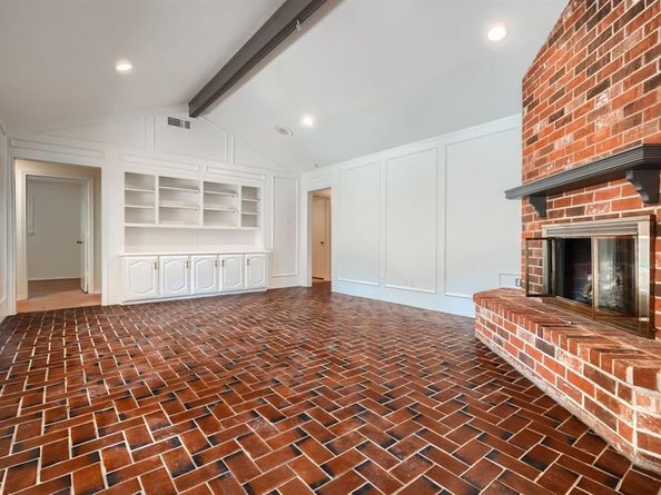 11933  Midlake Drive , Dallas Texas 75218
