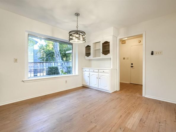 11933  Midlake Drive , Dallas Texas 75218