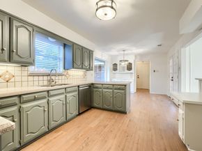 11933  Midlake Drive , Dallas Texas 75218