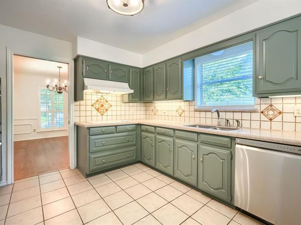 11933  Midlake Drive , Dallas Texas 75218